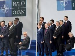 Největší organizovaná vojenská síla na světě se 12. Foto Zeman Se Nevesel Na Fotku Lidru Nato Sedel Stranou