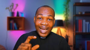 What are the Roles of the Lay Reader in the Anglican Church?