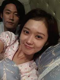 See more ideas about jang nara, nara, actresses. Jang Nara And Jang Hyuk Take A Picture Together In Bed Fated To Love You Jang Nara Jang Hyuk