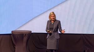 Get recommendations for other artists you'll love. Magdalena Andersson Pressas Om 3 12 Far Balans