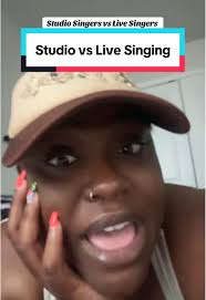 Studio Singing vs Live Singing: The Vocal Debate