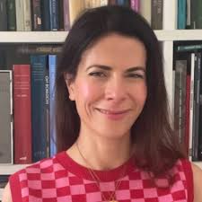 Lucy K Wills FRSA (@LucyKWills)