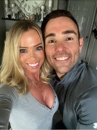 Today apparently is #NationalSpousesDay —- here's mine: I love you Jennifer!