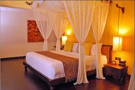 For the most romantic getaways. Small Space Couple Wallpaper Small Space Couple Simple Bedroom Design Trendecors