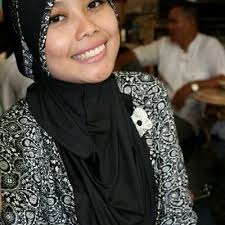 Lily Chandra Wijaya (@LiChaWi)