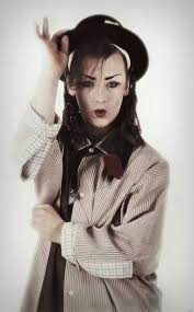 Boy George Look So Handsome In This Pic Wish I Could Have Met His In The 80s I Would Have Died Lol Boy George Culture Club George