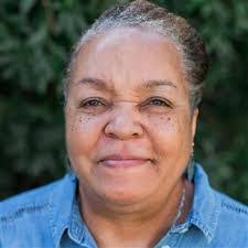 Tina Pinkham's Instagram, Twitter & Facebook