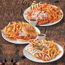 Swiss Chalet Announces Launch Of New Chalet-Style Crispy Chicken Sandwich