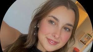 Samantha Tefft's Instagram, Twitter & Facebook