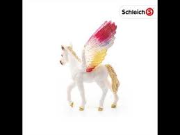 Die flügel der beiden leuchten in allen farben des regenbogens, noch prächtiger als bei allen anderen wesen dieser bunten insel. Regenbogeneinhorn Stute 70524 Bayala Schleich Gmbh