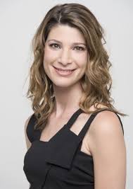 «des choses très osées, un petit peu salaces voire parfois des insultes un petit peu violentes de personnes qui sont pas forcément très bien dans leur peau». Chloe Nabedian Photos News And Videos Trivia And Quotes Famousfix