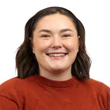 Courtney Crook's Instagram, Twitter & Facebook