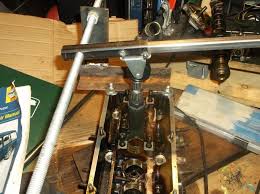 Remove valve springs + diy valve spring compressor! Valve Spring Compressor Compressor Homemade Tools Valve