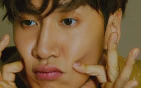 video lee kwang soo and the main cast of live for marie claire april 2018! Born To Be Model Lee Kwang Soo Shoots With Nylon Magazine
