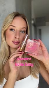 Essence Hello Kitty Roller