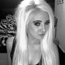 Amy Litwin's Instagram, Twitter & Facebook