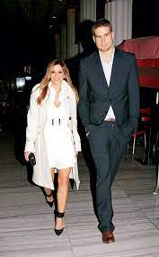 Οι φήμες μιλούν για τέσσερις θανάτους τουλάχιστον… τα ονόματα που έχουν ακουστεί πως. To Pragmatiko Ypsos Twn Ellhnidwn Celebrities Like Com Cy