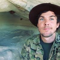 100+ "• Kath" profiles