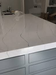 The mitered edge gives the countertop a thicker look and feel. Cambria S Ella With A 6cm Mitered Edge Sharp Fabricating Imo Https I Redd It J68dglt3yepy Jp Kitchen Design Small Quartz Kitchen Countertops Kitchen Design