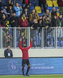'kanal' bölümünde yayın kanalını kendiniz değiştirebilirsiniz. Genclerbirligi Sk On Twitter Giovanni Sio