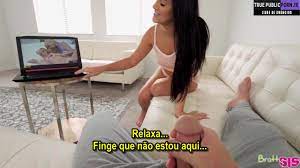 Irmão Sendo Pego Vendo Video Porno 