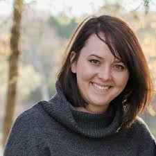 Summer Dickens's Instagram, Twitter & Facebook