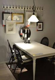 Beautiful glass table with 6 chairs. Cadres ì¸í…Œë¦¬ì–´ ì‹íƒ