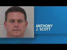 Police helicopter video shows vehicle doing donuts, speeding at 100 mph in  Flint