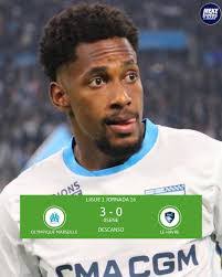 Luis Linton's Instagram, Twitter & Facebook