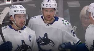 Theo neko trasando zelda is average height  physique - she