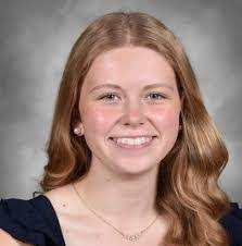 Sarah Lamping's Instagram, Twitter & Facebook