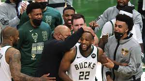 In the offseason, opening odds are posted on all 30 teams to win the nba championship and those numbers are adjusted as the regular season begins based on the opinion of bettors. 0aadfu2hkjswim