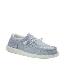 Looking for canvas shoes for the beach then look no then we redesign and reconstruct them using dude's patented sole technology and innovative design combines with lightweight, canvas uppers to. Hey Dude Women S Wally Tradehome Shoes