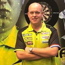 Du findest hier zum beispiel die van gerwen darts mit denen michael während seiner wettkämpfe wirft. My New Shirt Is Now On Sale At Michael Van Gerwen Facebook