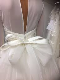 Let us dress your dreams. Pin Di Le Spose Di Gio Official Su Bows Stile Sposo Abiti Da Sposa Dior Abiti Da Sposa