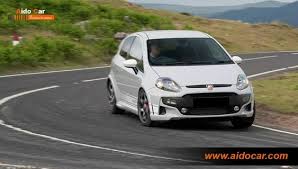 La Motorisation Economique De La Nouvelle Fiat Punto Diesel Developpe La Puissance Necessaire Afin De Vous Rendre Partout En Toute Confiance Surtout Au Moi Car