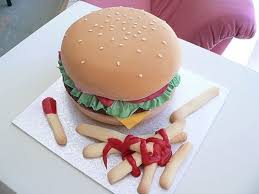 Burger Cake For My Son S 16th Kuchen Und Torten Kreative Kuchen Geburtstag Kuchen