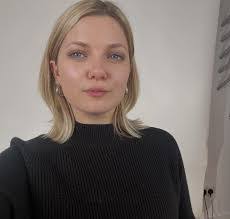 Linda Mortimer's Instagram, Twitter & Facebook