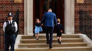 Princess charlotte of cambridge and prince george at anmer hall in norfolk. Adorable Princess Charlotte Gives A Wave As She And Prince George Visit Their New Brother Abc News