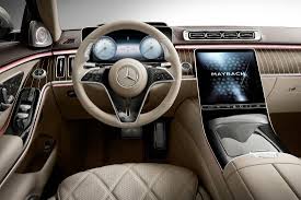 Die neue mercedes‑maybach s‑klasse strahlt auch von innen. Mercedes Maybach S 580 Vorstellung Marktstart Preise Video Autoscout24