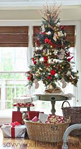 Table Top Christmas Tree Ideas To Jazz Up Your Home Decor Tabletop Christmas Tree Christmas Tree On Table Little Christmas Trees