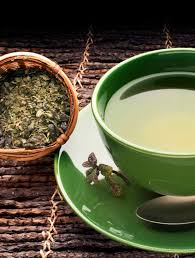 Noir Vert Blanc Quel The Choisir Pour Quels Bienfaits The Vert The Blanc Breuvage