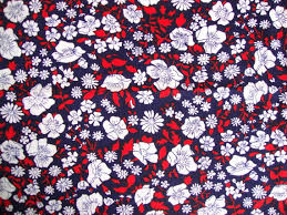 Vintage 60s Red White And Blue Flower Fabric By Cutebrightfun 14 00 White And Blue Flowers Fabric Flowers Light Quilt