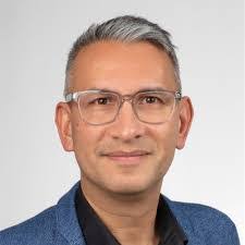 Gary Suttle's Instagram, Twitter & Facebook