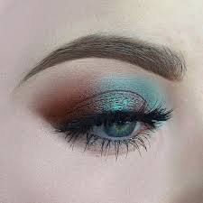 25 Facons Trop Canons De Porter Du Vert Sur Les Yeux Maquillage Yeux Bleus Maquillage Colore Maquillage