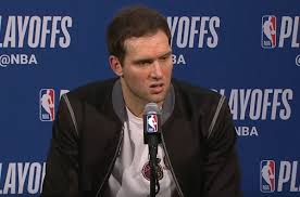 18 nisan 1989 mostar, bosna hersek doğumlu genç oyuncu bojan bogdanovic, 2.03 boyuyla kısa forvet olarak görev almaktadır. Bojan Bogdanovic Shades Nba Over Three Point Contest Snub