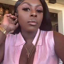 Five months ago, I purchased my first home and quietly moved away from  Miami. ❤️ While I was nervous to leave—given how much Miami shaped my  identity as a designer and provided