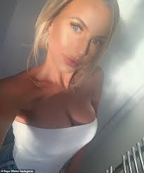 We did not find results for: Love Island 2021 Faye Winter Sieht Vor Der Lippenfuller Und Botox Operation Nicht Wiederzuerkennen Aus Aktuelle Boulevard Nachrichten Und Fotogalerien Zu Stars Sternchen