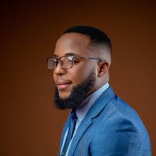 Robert Walpole Nwanguma II (@its_walpolesq) • Instagram photos and videos