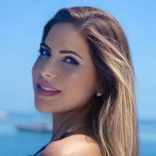 Frances Cintron (@francescintronpr)